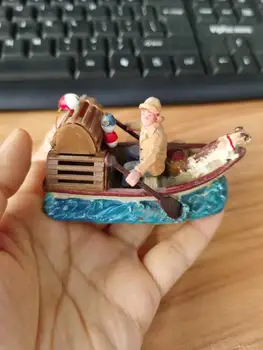 маленькая фигурка из смолы, коробка для настольных игр с песком, придворная терапия, человек, собака и лодка